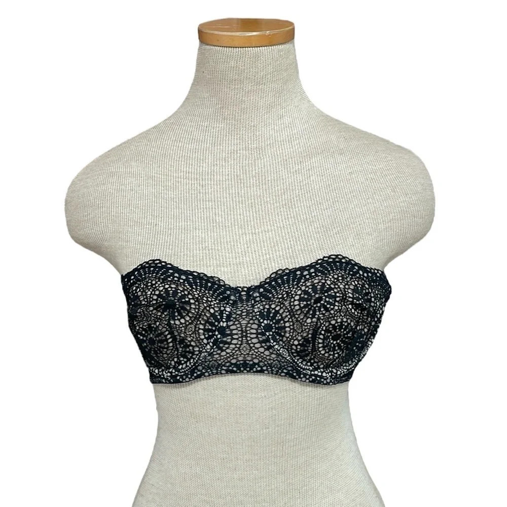 Free People Bra Women's 32B Black Lace NWT Strapless Underwire